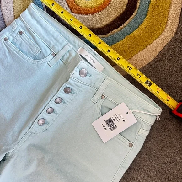 Joe's Jeans- The Wyatt - Picture 2 of 3